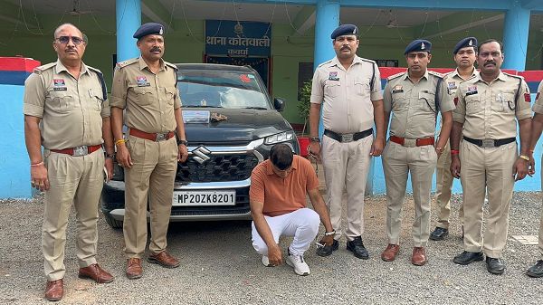 लाइसेंसी पिस्टल दिखाकर  अवैध वसूली करने वाले आरोपी सचिन चड्डा  गिरफ्तार