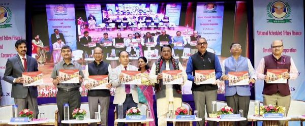 व्यक्तियों को रोजगार चाहने वाला नही रोजगार देने वाला बनाएं : केन्द्रीय मंत्री ओंराव