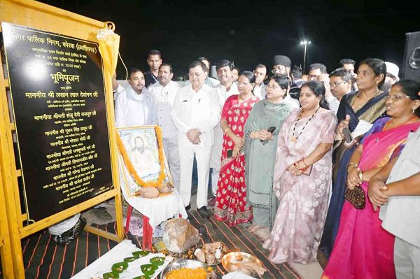 ट्रेफिक सिंग्नल में प्रतीक्षा करने वालों को अब तेज धूप व बारिश में नहीं होगी परेशानी चौक.चौराहों में बनेंगे प्रतीक्षा शेड