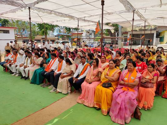 &lsquo;मन की बात&rsquo; जनभागीदारी और राष्ट्र निर्माण का सशक्त माध्यम&ndash; लक्ष्मी राजवाड़े