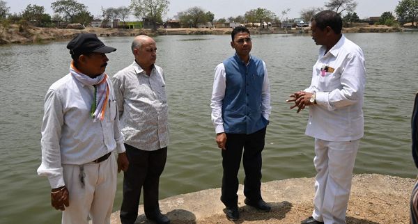 जिला प्रशासन की अनूठी पहल, नहरों के पानी से लबालब हुए 450 तालाब