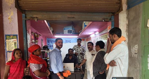 महतारी वंदन ई-केवाईसी में अनियमितता पर कार्रवाई, कबीरधाम में 6 सीएससी आईडी किए गए बंद
