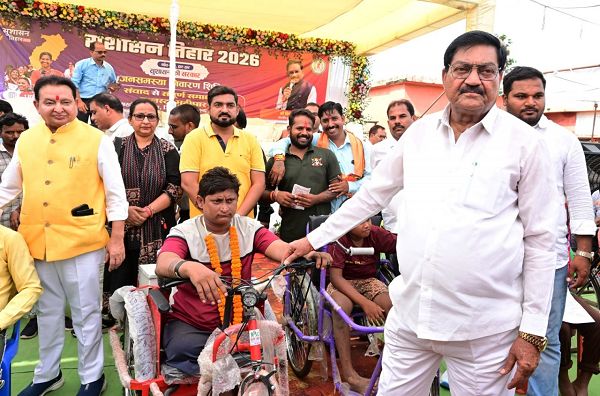समाधान शिविर में प्रत्येक आवेदन का हो रहा त्वरित निराकरण - खाद्य मंत्री श्री बघेल