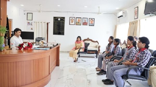 केंद्रीय विद्यालय बीजापुर के विद्यार्थियों ने सीबीएसई परीक्षा में बढ़ाया जिले का गौरव&rsquo;
