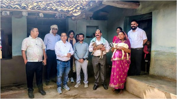 बकरी पालन से लखपति दीदी बनी उद कुंवर: कलेक्टर ने की सराहना   