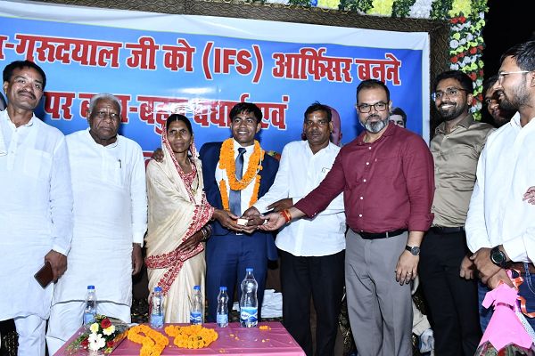 आईएफएस परीक्षा में चयनित गुरुदयाल जांगड़े का हुआ सम्मान
