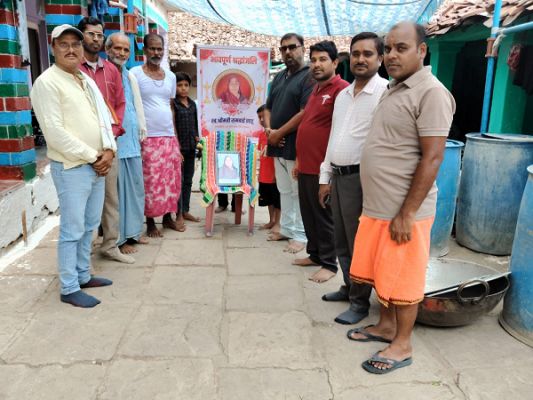  सारीसताल पहुंची श्रद्धांजलि देने मेडिकल टीम लोरमी