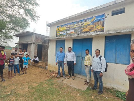 खाद-बीज की कालाबाजारी पर प्रशासन की सख्ती  666 बैग धान बीज के विक्रय पर लगी रोक