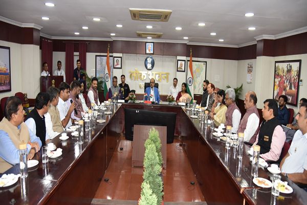 पर्यावरण संरक्षण, विशेष पिछड़ी जनजातियों के उत्थान, ब्रेस्ट कैंसर जागरूकता के लिए रोटेरियन निभाएं सक्रिय भूमिका-श्री डेका