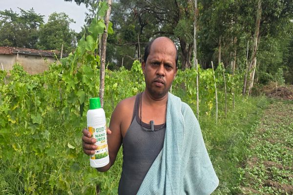 नैनो उर्वरकों से खेती बन रही अधिक लाभकारी, मिट्टी संरक्षण को भी मिल रही मजबूती