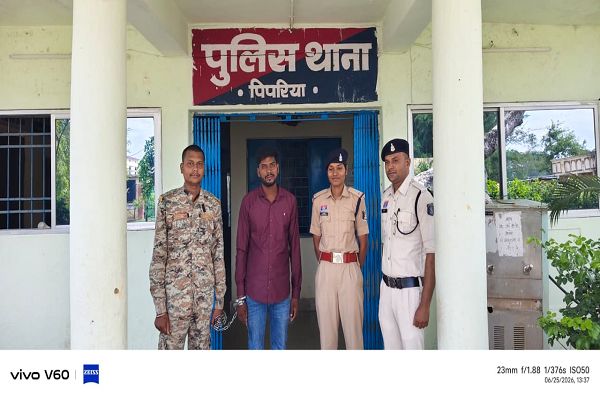  बिना अधिकार चेक काटकर भुगतान का खेल, लोहारा मनरेगा में वित्तीय अनियमितताओं की बू, करोड़ों के लेनदेन पर उठे गंभीर सवाल