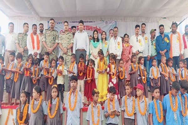 कोई भी बच्चा शिक्षा से वंचित न रहे, शिक्षक-पालक मिलकर गढ़ें उज्ज्वल भविष्य : कलेक्टर विश्वदीप