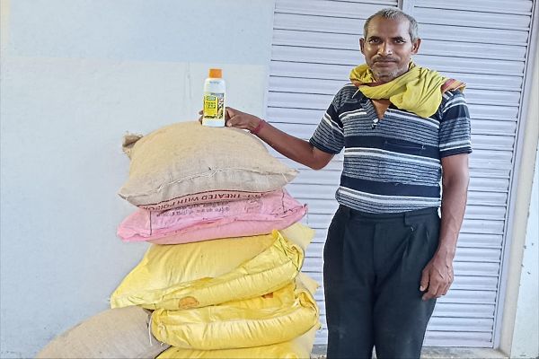 समय पर मिला खाद-बीज बना उम्मीद की नई फसल: सीमांत किसान नरेन्द्र सिंह की खरीफ खेती को मिली नई ताकत