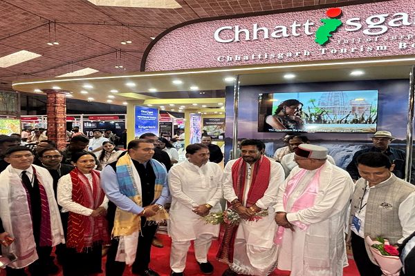 ट्रैवल एंड ट्रेड फेयर कोलकाता-2026 में छत्तीसगढ़ पर्यटन का दमदार प्रदर्शन, वैश्विक पर्यटन मानचित्र पर मजबूत हुई पहचान