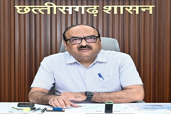 मुख्य सचिव विकासशील ने वर्चुअल बैठक लेकर जल जीवन मिशन के कार्यों की प्रगति की समीक्षा की