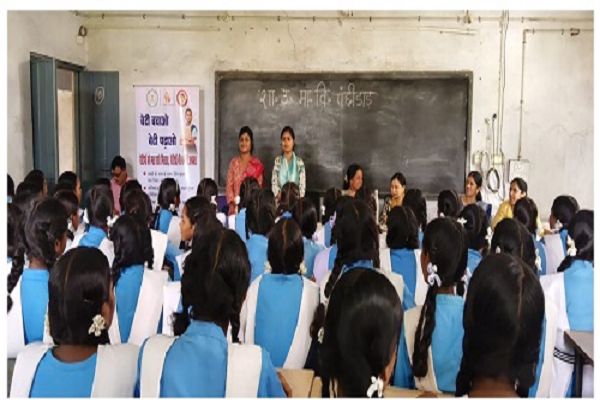 बेटी बचाओ-बेटी पढ़ाओ के तहत पंछीडांड़ (केरता) प्रतापपुर में जागरूकता शिविर आयोजित