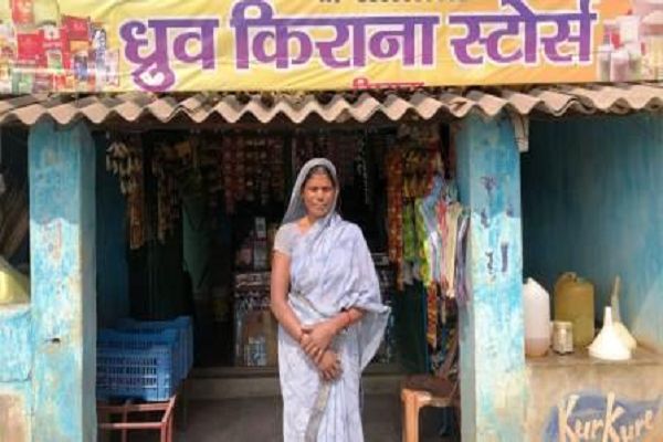 स्व-सहायता समूह से जुड़कर पूनम देवी बनीं आत्मनिर्भर, अब &lsquo;लखपति दीदी&rsquo; के रूप में बना रहीं नई पहचान