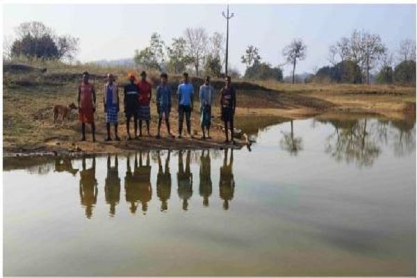 मेहनत और एकजुटता से बदली तकदीर, मछली पालन से आत्मनिर्भर बना हिमसाराज स्व-सहायता समूह