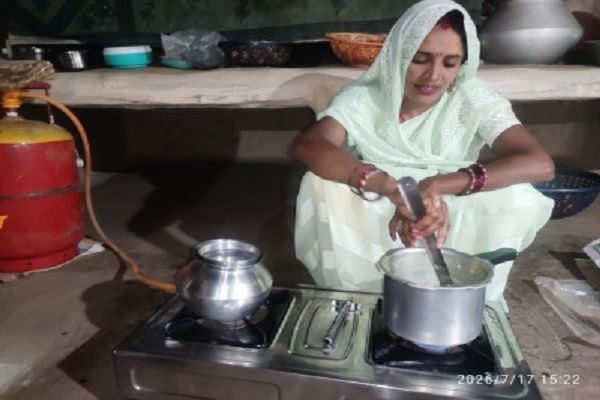 मुख्यमंत्री हेल्पलाइन 1076 की शिकायत का त्वरित निराकरण