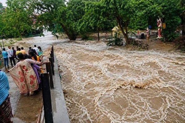 बालोद में सामान्य से 22.7% अधिक बारिश: किसानों के खिले चेहरे, जलभराव से जनजीवन प्रभावित