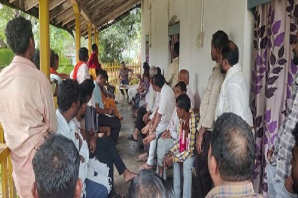 कलेक्टर ने बाढ़ एवं आपदा प्रबंधन को लेकर अधिकारियों की बैठक ली
