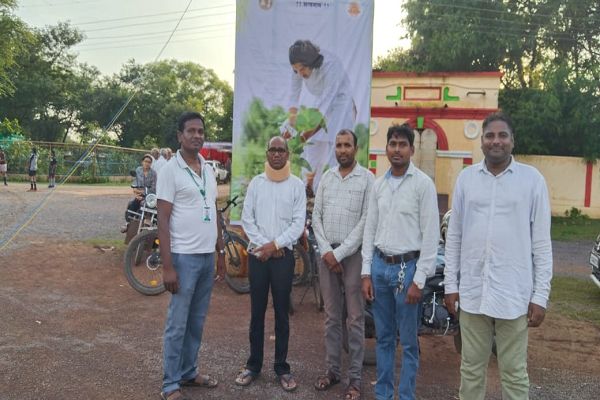 सांस्कृतिक आयोजन में सहभागी बनकर हरेली पर्व की परंपरा को जीवित रखने में सहयोग करने की अपील किया गया।    ---