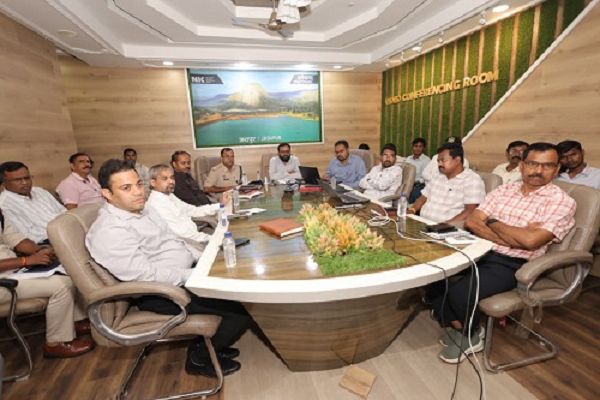 बाढ़ नियंत्रण की तैयारियों को लेकर राष्ट्रीय आपदा प्रबंधन प्राधिकरण द्वारा बाढ़ नियंत्रण को लेकर कान्फ्रेंस