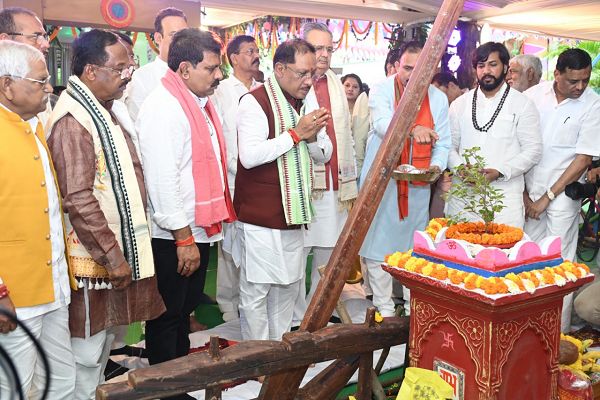 विशेष लेख : विष्णु सरकार ने बढ़ाया किसानों का मान-खेती किसानी को मिला नया संबल