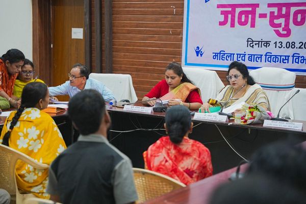 दुर्ग में महिला आयोग ने की 27 प्रकरणों की सुनवाई