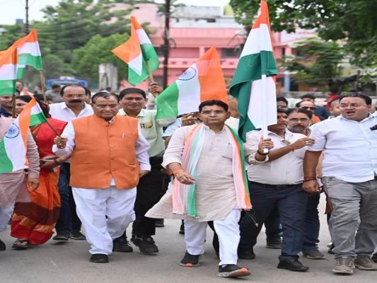 तिरंगा सिर्फ एक कपड़ा नहीं, हमारी संप्रभुता का प्रतीक : टंक राम वर्मा