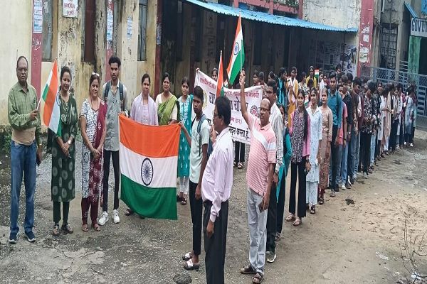 जांजगीर के टीसीएल कॉलेज में गूँजे देशभक्ति के नारे