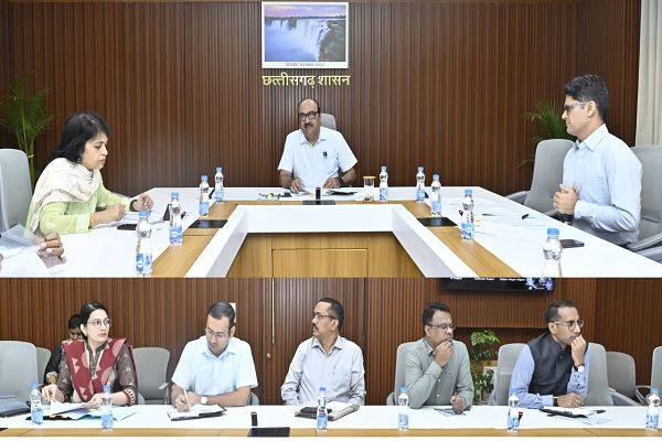 उपराष्ट्रपति के 2 सितंबर को प्रस्तावित छत्तीसगढ़ प्रवास की तैयारियों की मुख्य सचिव ने की समीक्षा