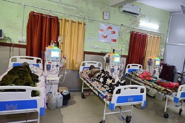 निःशुल्क डायलिसिस सेवा से गंभीर किडनी रोगियों को मिला जीवन का सहारा