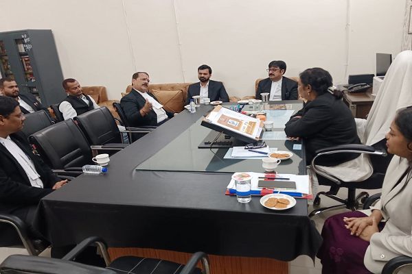 नेशनल लोक अदालत: अधिक से अधिक राजस्व और लंबित मामलों के निपटारे के लिए अंतर-विभागीय समन्वय पर बल