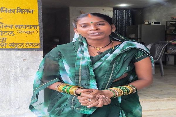 बहन के हाथों में हुनर, आंखों में सपने &lsquo;विष्णु भैया&rsquo; ने दिया आत्मनिर्भरता का सहारा