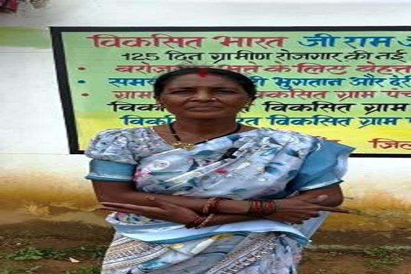 महतारी वंदन योजना से बेटी के भविष्य को संवार रही भानमती