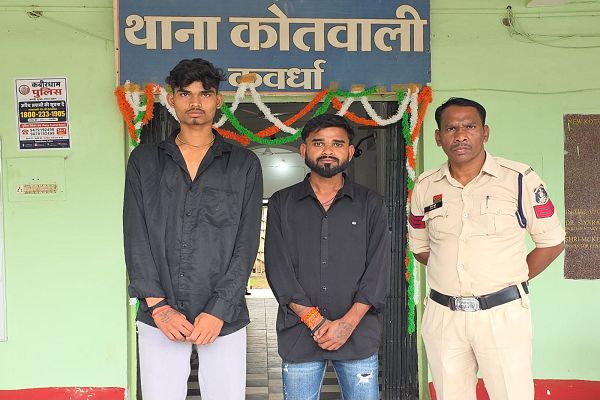 भोलेनाथ की भव्य पालकी यात्रा में मारपीट एवं दहशत फैलाने वाले तत्वों पर चला पुलिस का चाबुक 