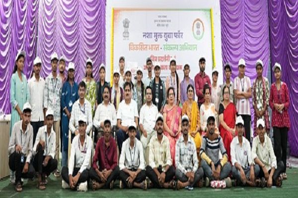 राजनांदगांव के युवाओं ने नशे के खिलाफ लिया संकल्प, राष्ट्र निर्माण में योगदान का दिया संदेश