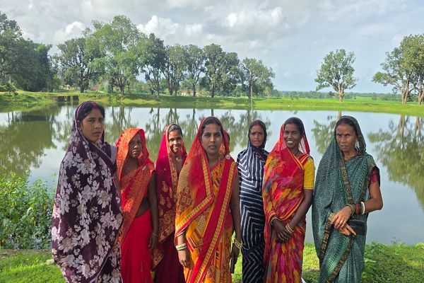 भाई का स्नेह, बहनों का अधिकार-विष्णु भैया के साथ आत्मनिर्भर परिवार&rdquo;