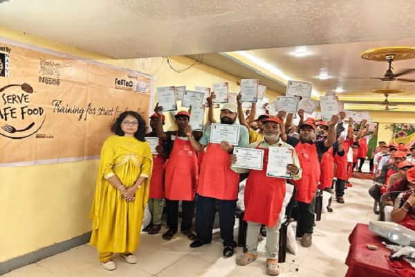 कोरबा जिले में 300 स्ट्रीट फूड विक्रेताओं को निःशुल्क फोस्टैक प्रशिक्षण