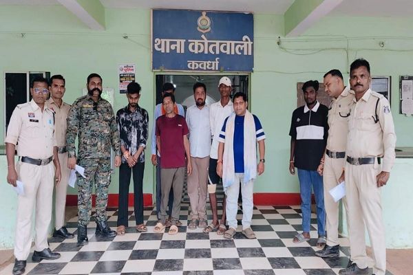  वारंटियों की धरपकड़ में सिटी कोतवाली पुलिस की बड़ी कार्रवाई, 8 गिरफ्तारशांति भंग की आशंका पर 6 आदतन बदमाशों के खिलाफ प्रतिबंधात्मक कार्रवाई