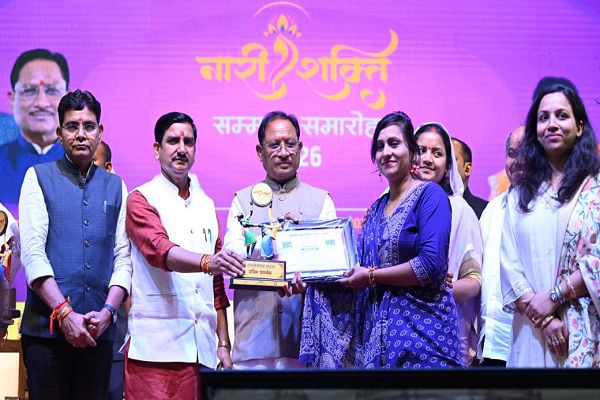 नारी के सम्मान, सुरक्षा और स्वावलंबन से ही बनेगा समृद्ध छत्तीसगढ़ : विष्णु देव साय