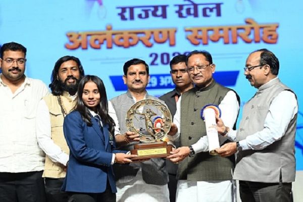 सारंगढ़-बिलाईगढ़ जिले की बेटी रीमा राय को मिला शहीद राजीव पाण्डेय पुरस्कार
