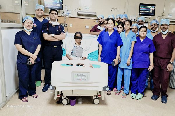 बिहार की 48 वर्षीय महिला की अम्बेडकर अस्पताल में सफल बाईपास सर्जरी