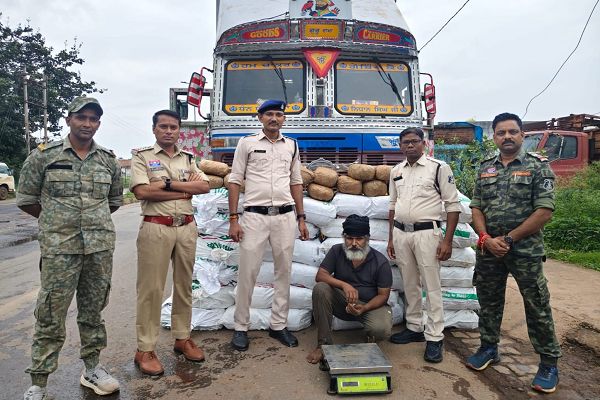  *चिल्फी बॉर्डर पर गांजा तस्करी की बड़ी खेप पकड़ी गई।*
