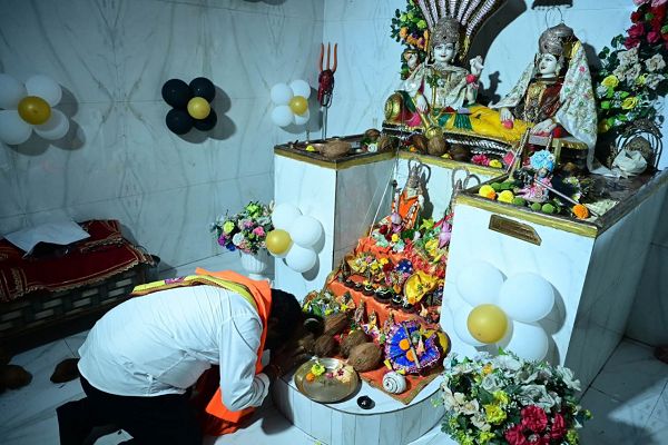 रामधुनी कार्यक्रम में शामिल हुए उप मुख्यमंत्री एवं कवर्धा विधायक श्री विजय शर्मा