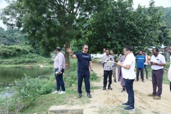 कलेक्टर कुंदन ने कांकेर शहर का किया पैदल निरीक्षण