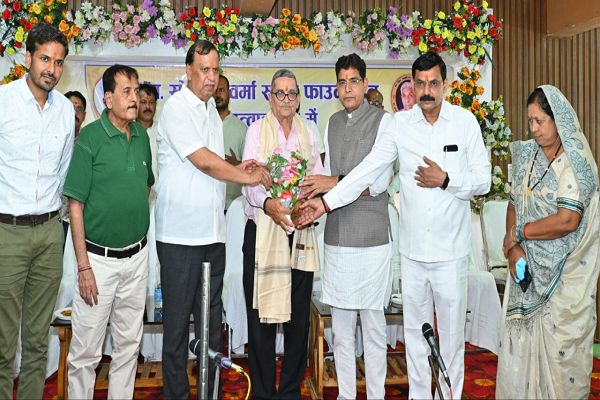 गुरु का ऋण कभी नहीं चुकाया जा सकता, शिक्षक राष्ट्र निर्माण के सच्चे शिल्पकार:राजस्व मंत्री श्री टंक राम वर्मा