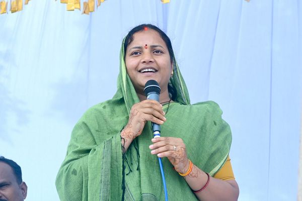 भैयाथान क्षेत्र में 34 करोड़ से अधिक के सड़क विकास कार्यों की मंत्री श्रीमती लक्ष्मी राजवाड़े ने दी सौगात
