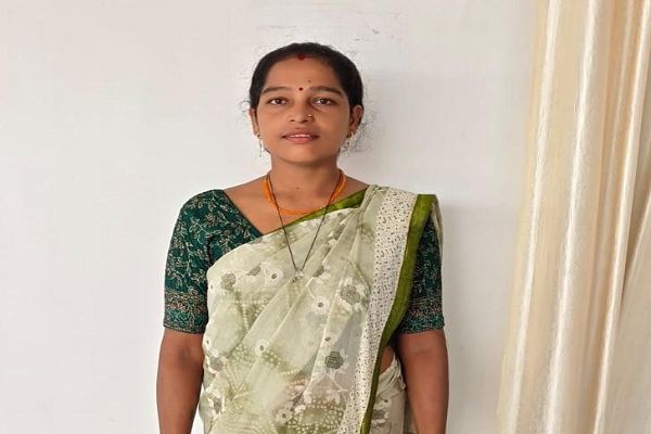 एमसीबी : बदलाव की कहानी सफलता की कहानी : मजदूरी से बेटे के उज्ज्वल भविष्य तकरू कुन्ती सिंह के परिवार में शिक्षा ने जगाई नई उम्मीद